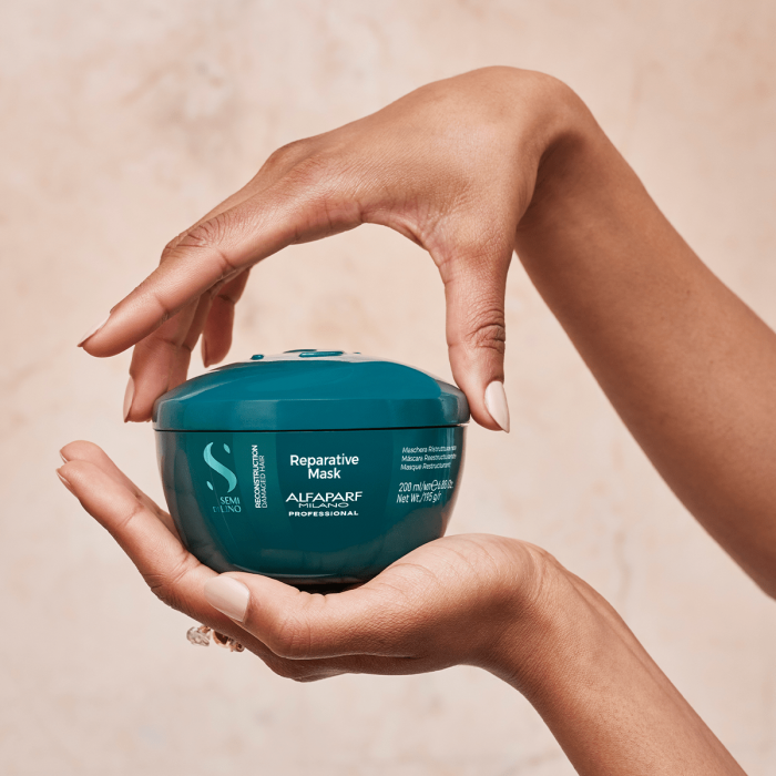 SEMI DI LINO RECONSTRUCTION Възстановяваща маска за увредена коса REPARATIVE MASK 200ml